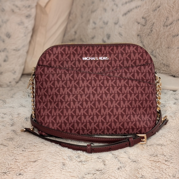 Michael Kors Burgundy Crossbody Bag Monogram Jet Set Adjustable Strap - Picture 1 of 6